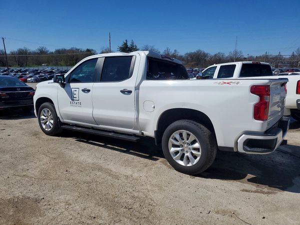 2024 CHEVROLET SILVERADO Custom