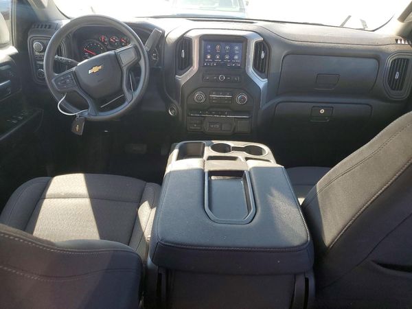 2024 CHEVROLET SILVERADO Custom