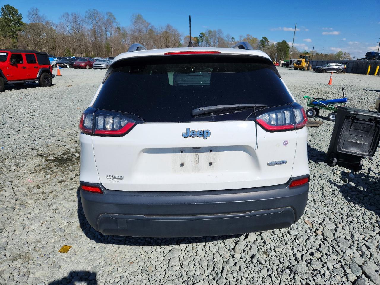 2019 JEEP CHEROKEE LATITUDE FWD