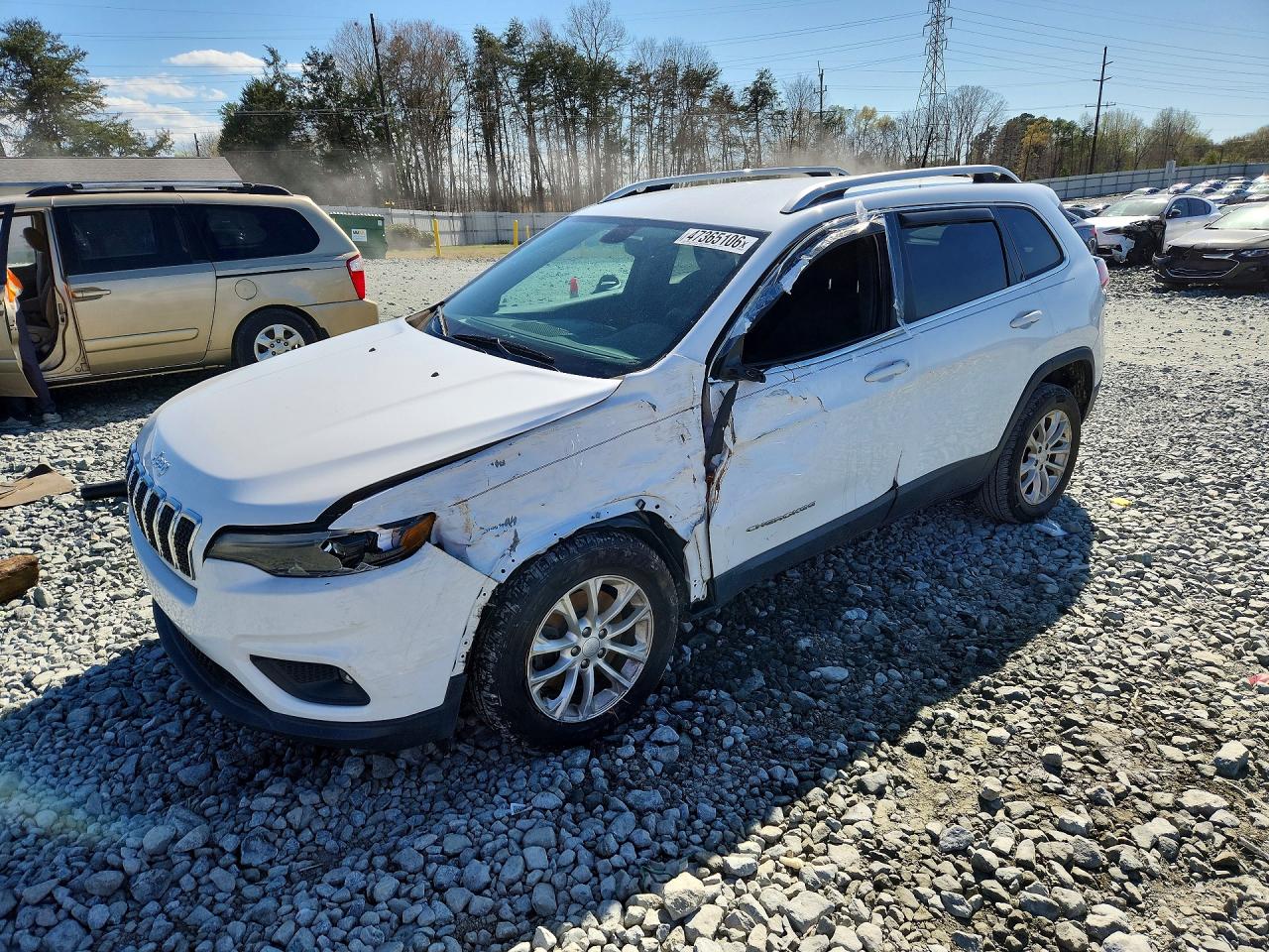 2019 JEEP CHEROKEE LATITUDE FWD