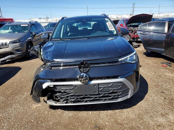 2025 VOLKSWAGEN TAOS 4Motion S