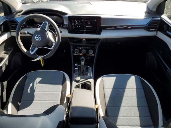 2025 VOLKSWAGEN TAOS 4Motion S