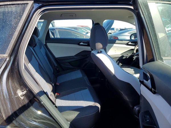 2025 VOLKSWAGEN TAOS 4Motion S