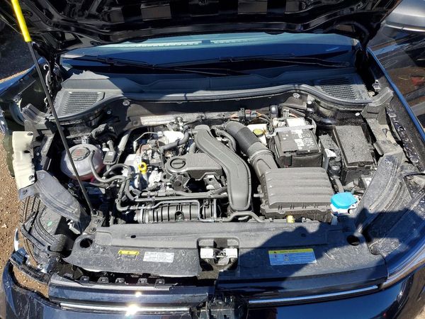 2025 VOLKSWAGEN TAOS 4Motion S