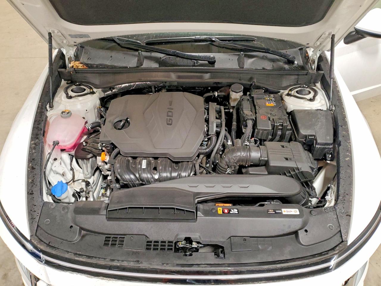 2025 HYUNDAI SONATA SE