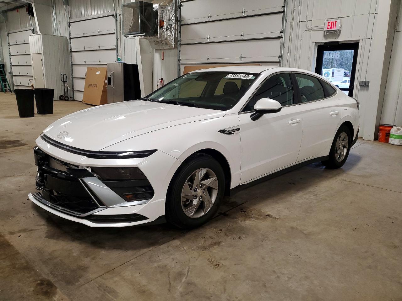 2025 HYUNDAI SONATA SE