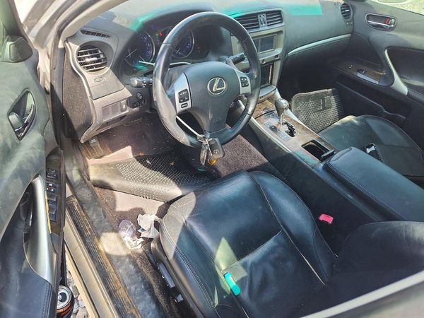 2013 LEXUS IS 250
