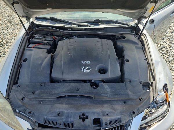 2013 LEXUS IS 250