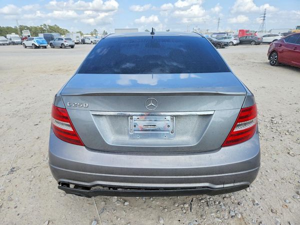 2014 MERCEDES-BENZ 250C