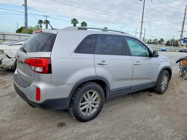 2015 KIA SORENTO