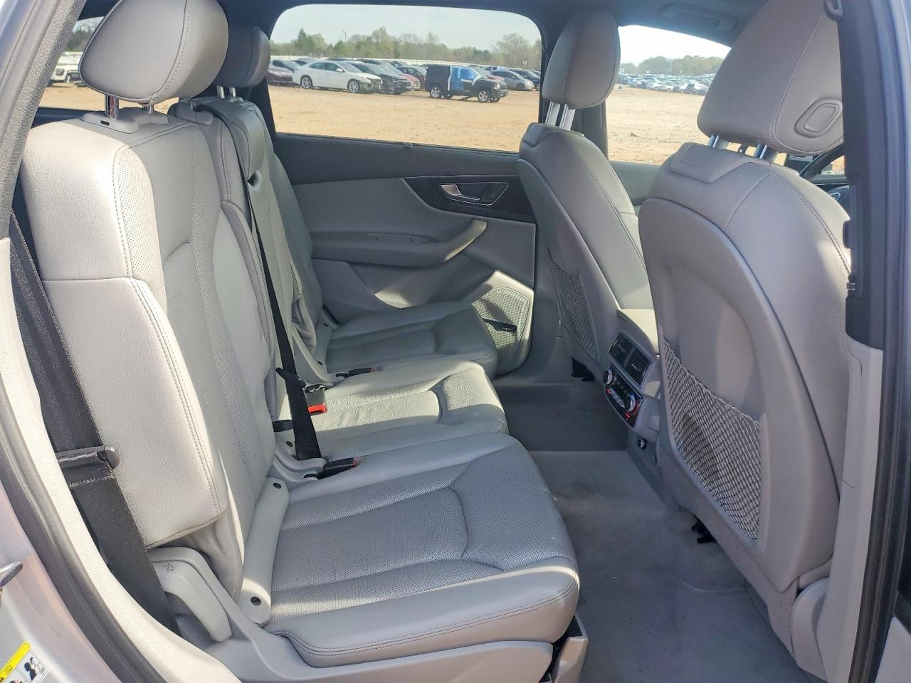 2018 AUDI Q7 quattro Prestige