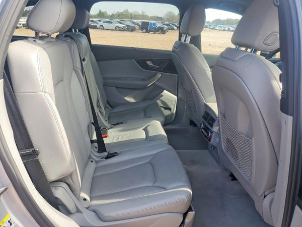 2018 AUDI Q7 quattro Prestige