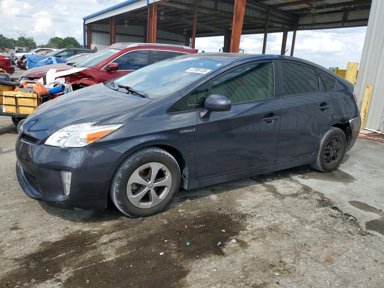 2014 TOYOTA PRIUS