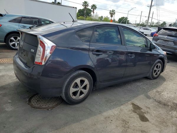 2014 TOYOTA PRIUS