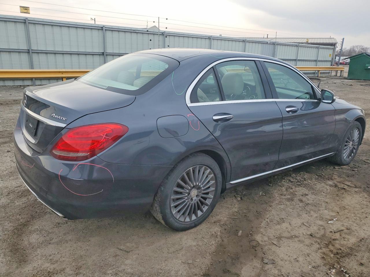 2015 MERCEDES-BENZ C 4-MATIC