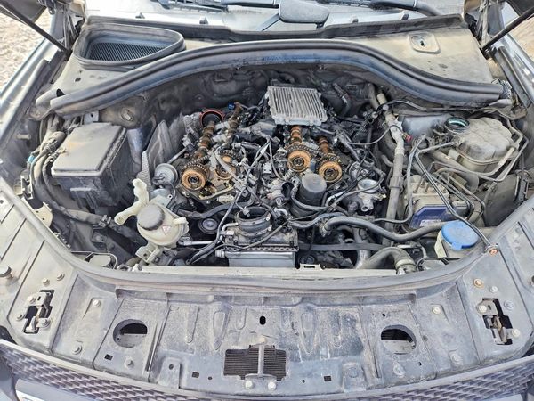 2016 MERCEDES-BENZ GLE-CLASS GLE450 — Engine bay