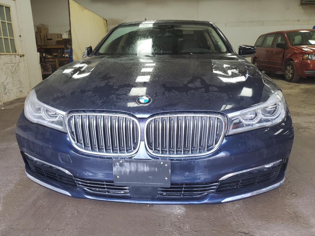 2018 BMW 750 xDrive
