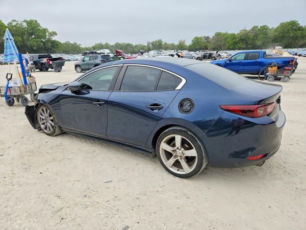 2022 MAZDA 3 Select Package