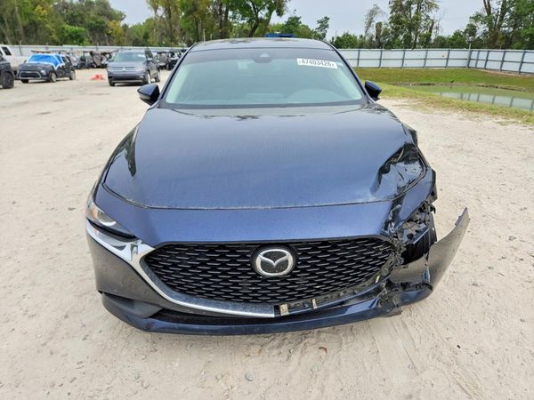 2022 MAZDA 3 Select Package
