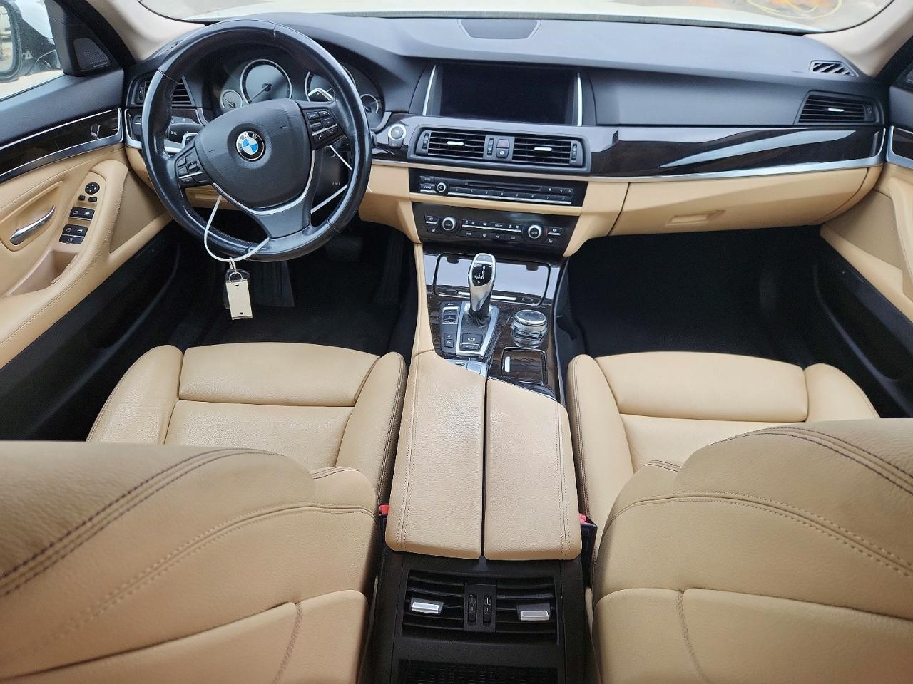 2016 BMW 528