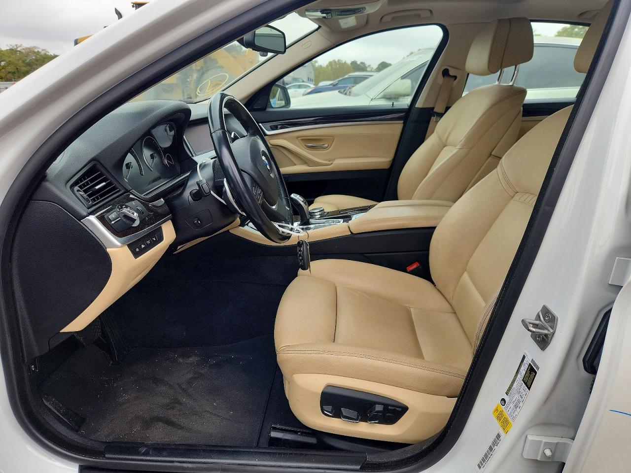 2016 BMW 528