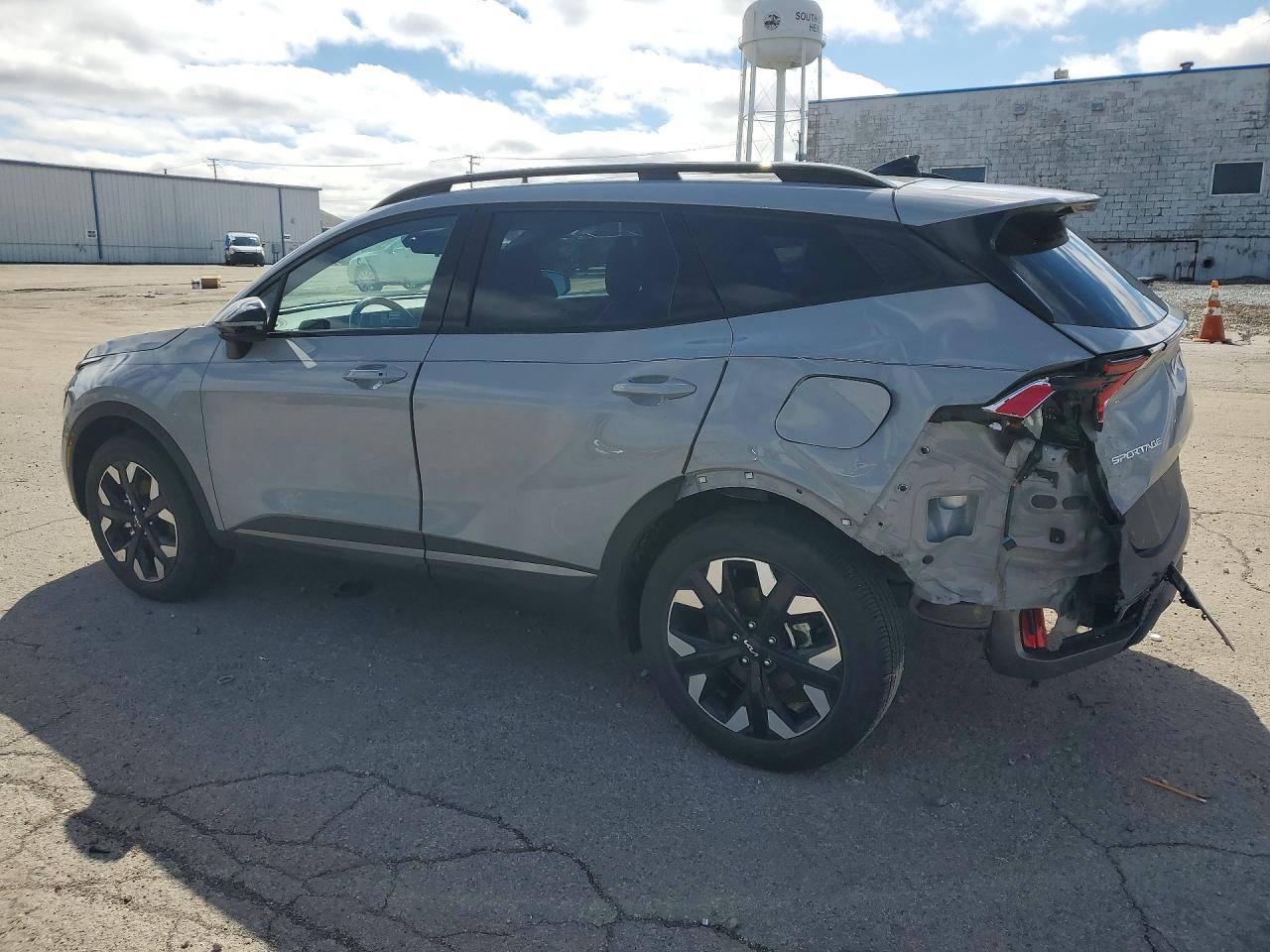 2024 KIA SPORTAGE X-LINE
