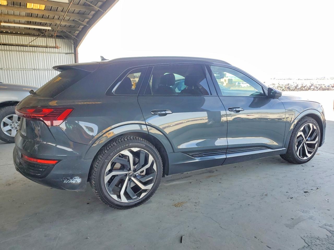 2024 AUDI Q8 E-TRON quattro Premium Plus