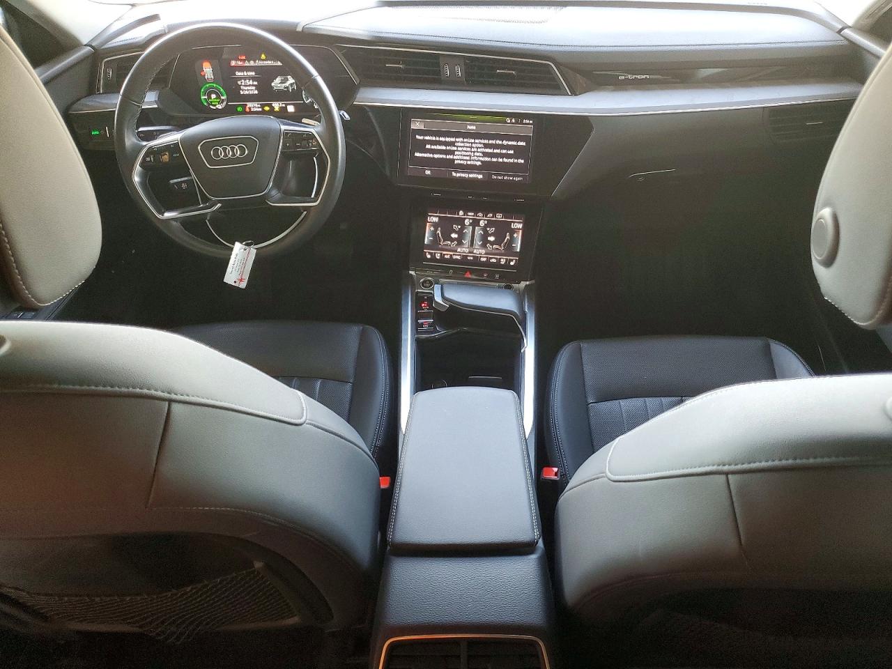 2024 AUDI Q8 E-TRON quattro Premium Plus