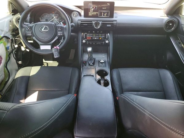 2023 LEXUS IS 300