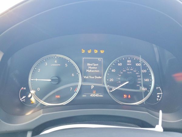 2023 LEXUS IS 300