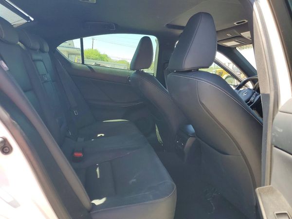 2023 LEXUS IS 300