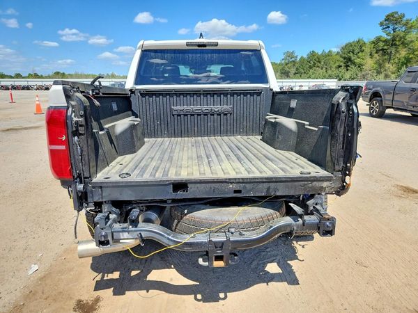 2025 TOYOTA TACOMA