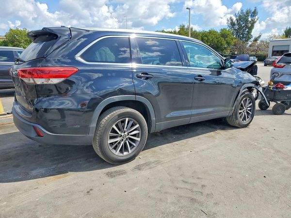 2019 TOYOTA HIGHLANDER SE/XLE