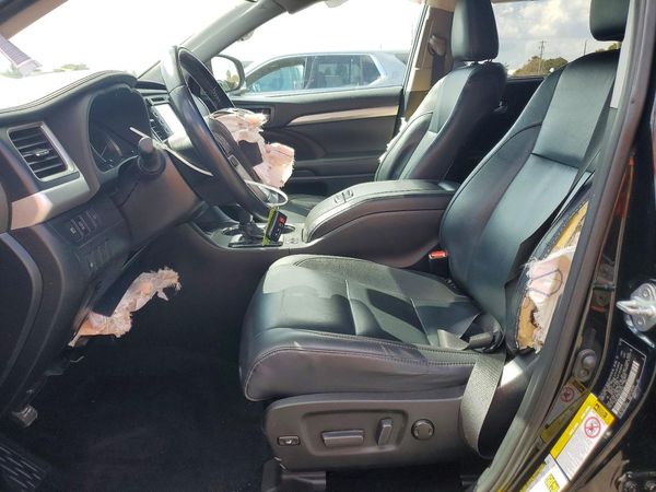 2019 TOYOTA HIGHLANDER SE/XLE