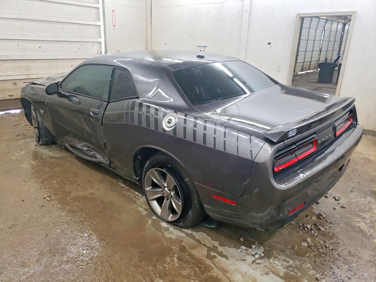 2016 DODGE CHALLENGER SXT