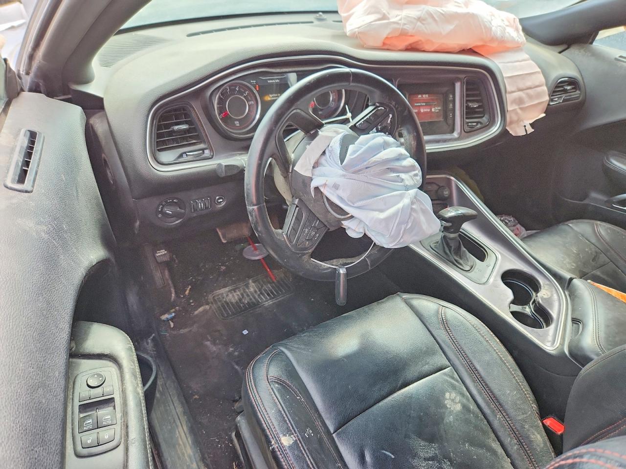 2016 DODGE CHALLENGER SXT