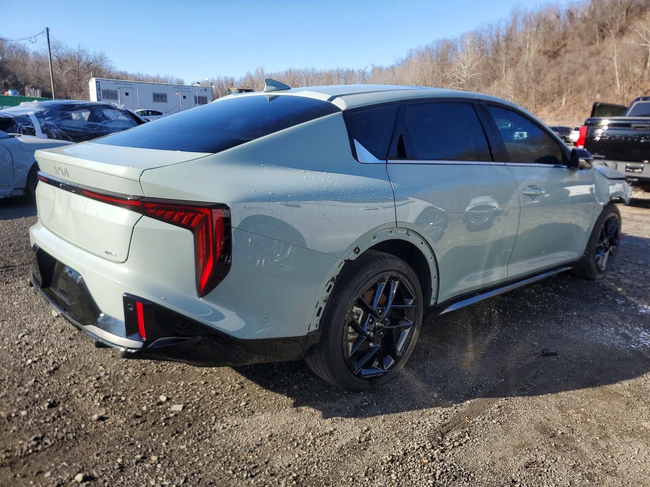 2025 KIA K4 GT-Line Turbo