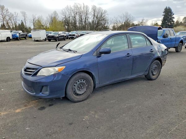 2013 TOYOTA COROLLA
