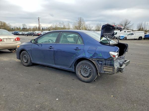 2013 TOYOTA COROLLA