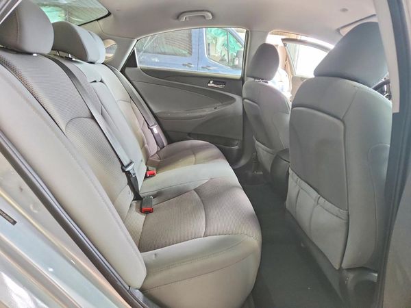 2014 HYUNDAI SONATA GLS/ GLS Popular
