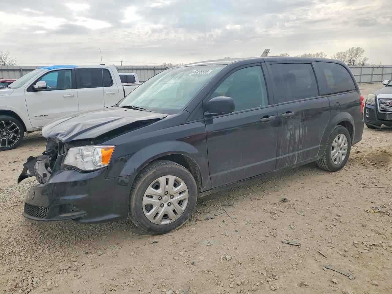 2020 DODGE GRAND CARAVAN SE