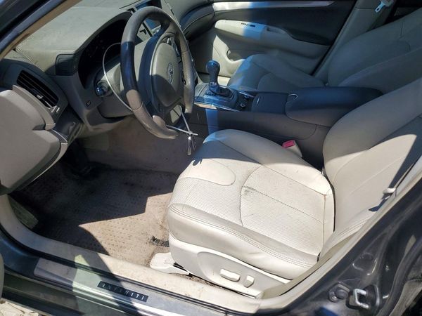 2015 INFINITI Q40