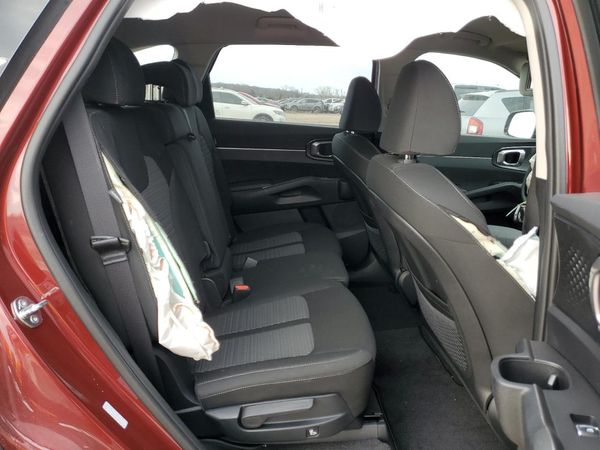 2025 KIA SORENTO