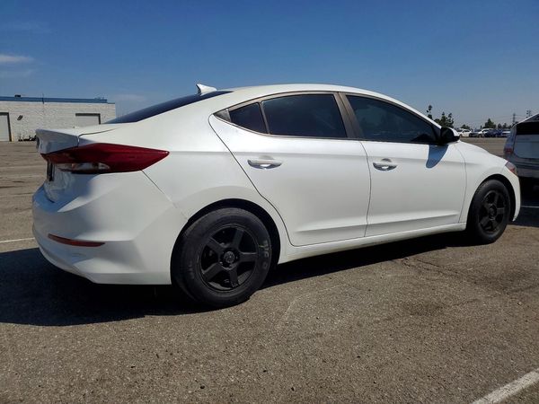 2017 HYUNDAI ELANTRA SE Base