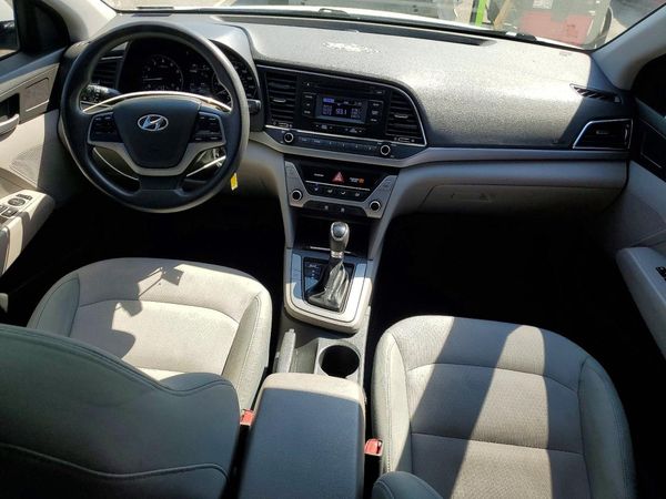 2017 HYUNDAI ELANTRA SE Base