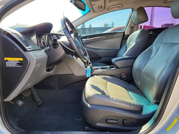 2013 HYUNDAI SONATA