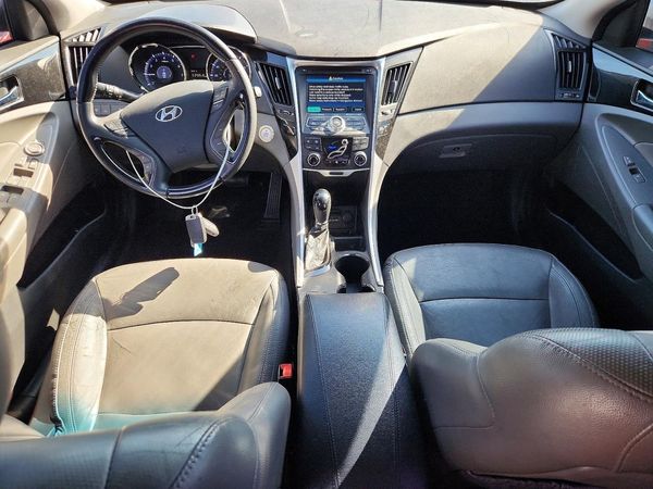 2013 HYUNDAI SONATA