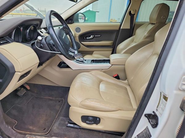 2016 LAND ROVER RANGEROVER SE — DENT