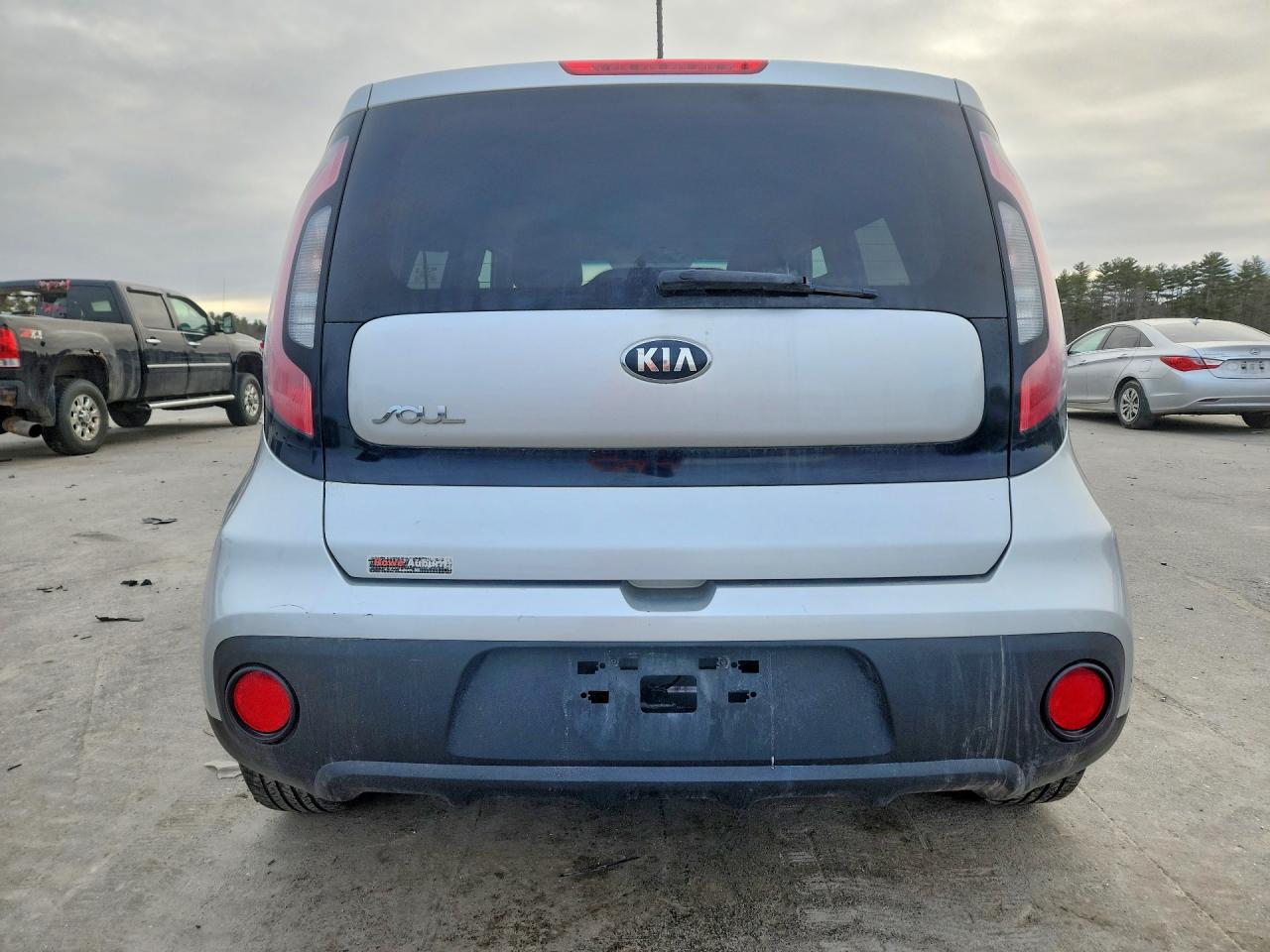 2017 KIA SOUL Base