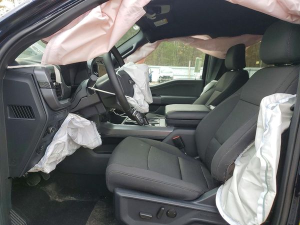 2025 FORD F150 XLT